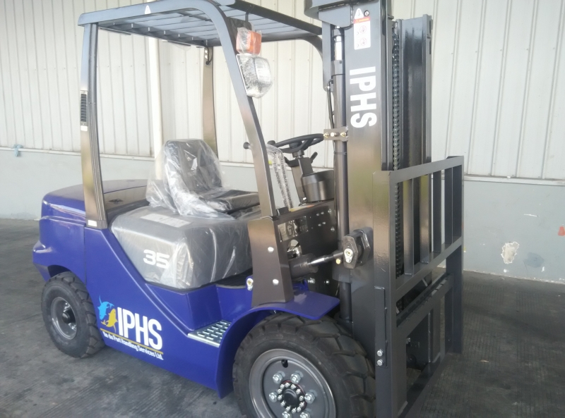SNSC FD30 3T Diesel Forklift to SYCHELLES