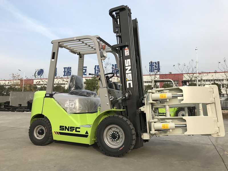 SNSC FD20 2T Paper Roll Clamp Forklift to Suriname
