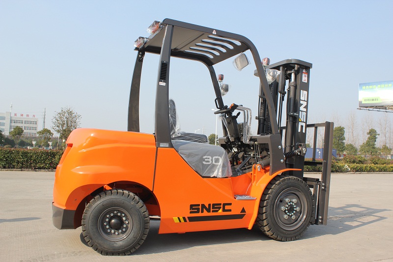 SNSC FD30 3T Diesel Forklift to CHILE
