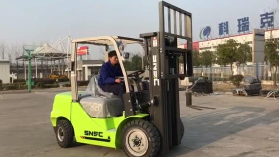 SNSC FD30 3T Diesel Forklift Truck to UAE