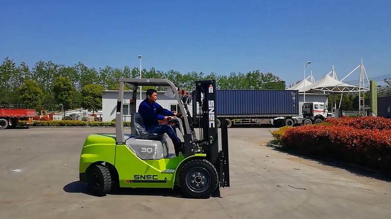 SNSC FD30 3T Diesel Forklift Truck to Chile