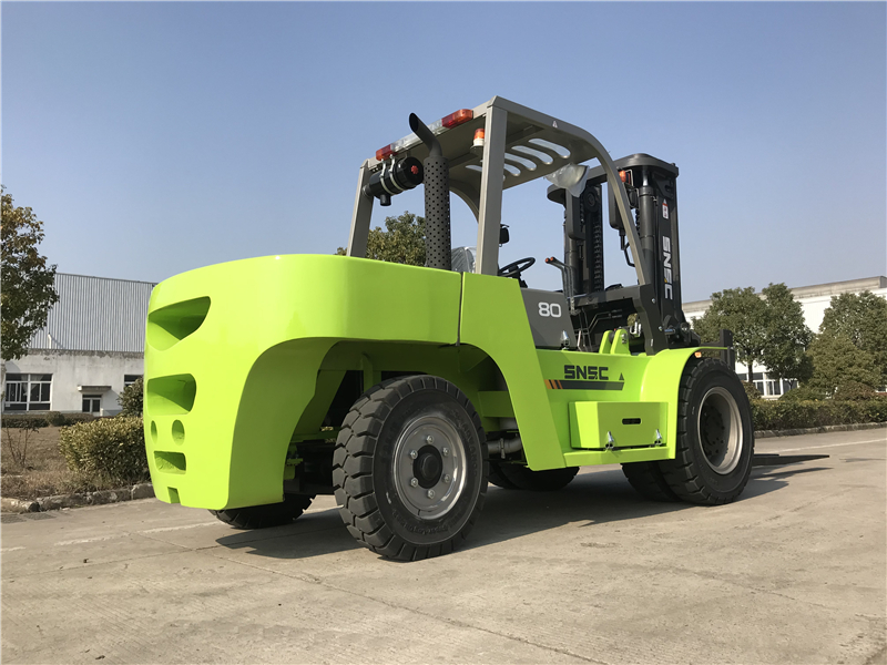 SNSC FD80 8T Diesel Forklift Truck to South Africa