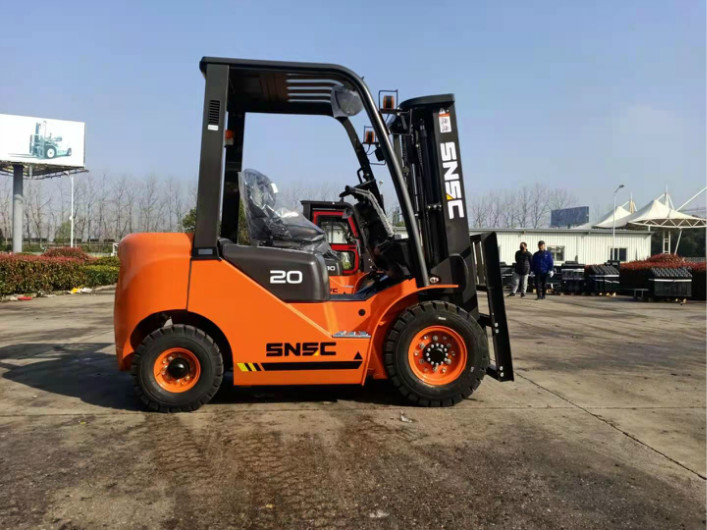 SNSC 2t ton 2.5 ton 3 ton diesel forklift  and electric forklift  to Austria