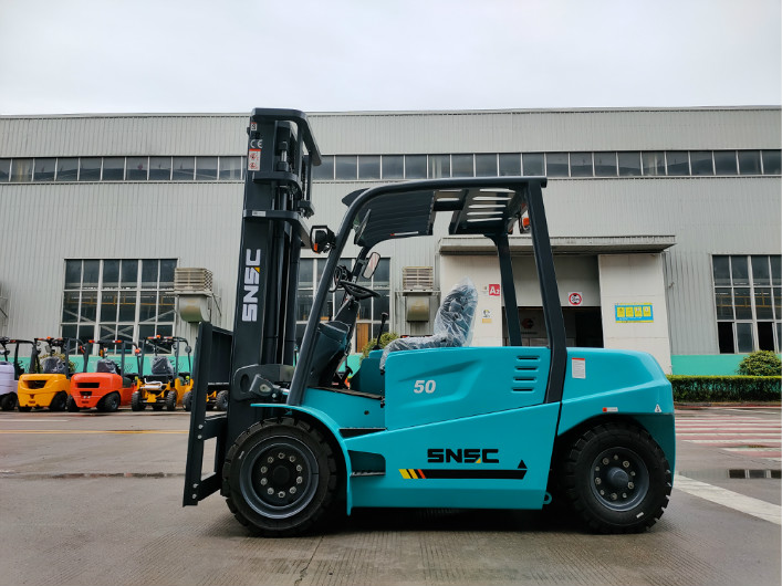 SNSC FB50 5T Electric  Forklift Truck to Peru