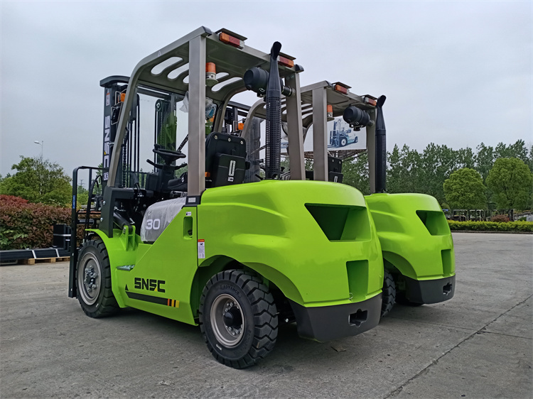 SNSC 3/3.5 ton Diesel  Forklift  ， Pallet stacker  to Croatia